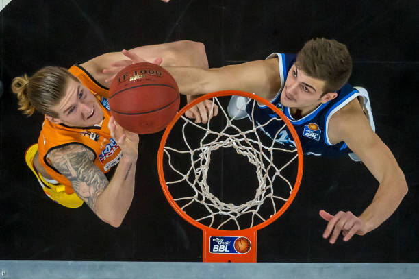 守型后腰 守型后腰