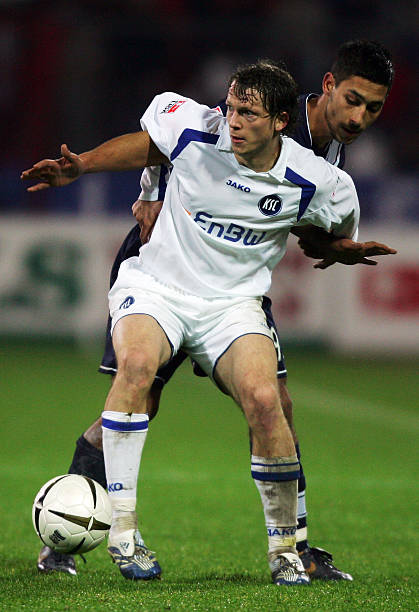 接球后一脚 接球后一脚