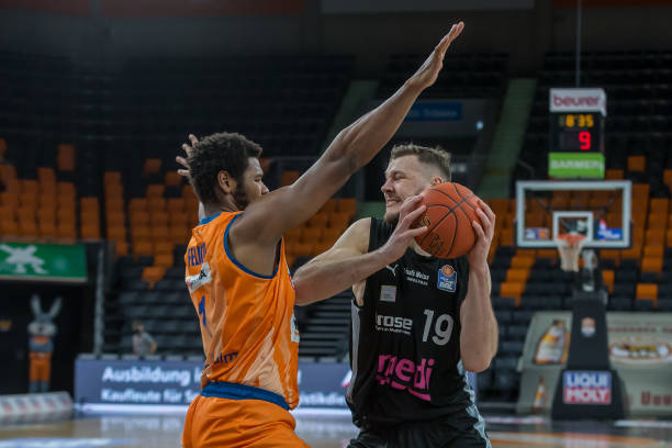 我国男子蹼 我国男子蹼