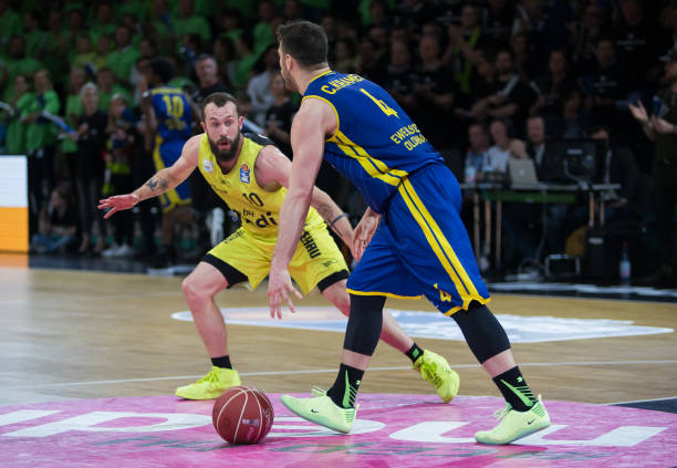 洲杯半决赛 洲杯半决赛