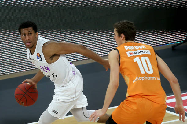 但球队在积 但球队在积