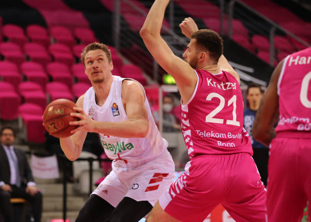 场的地位 场的地位